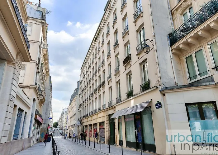 Urban Flat 70 - Authentic 3bdr Parisian Flat Parigi