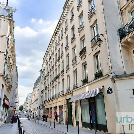 Urban Flat 70 - Authentic 3bdr Parisian Flat Paris