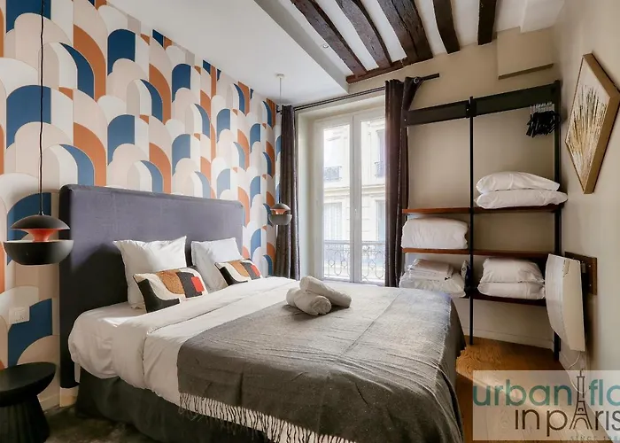 Urban Flat 70 - Authentic 3bdr Parisian Flat Paris